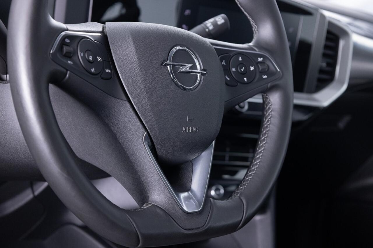 Opel MOKKA Mokka-e Ultimate 50 kWh | Half LEDER | Full LED | CRUISE | PDC