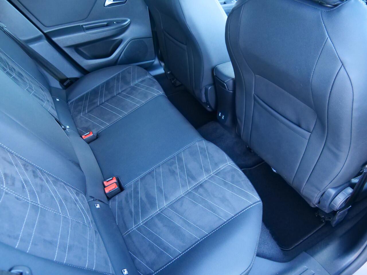 Opel MOKKA 1.2 Turbo 130 Pk Ultimate Automaat Navigatie / DAB / Camera / Massage-stoel