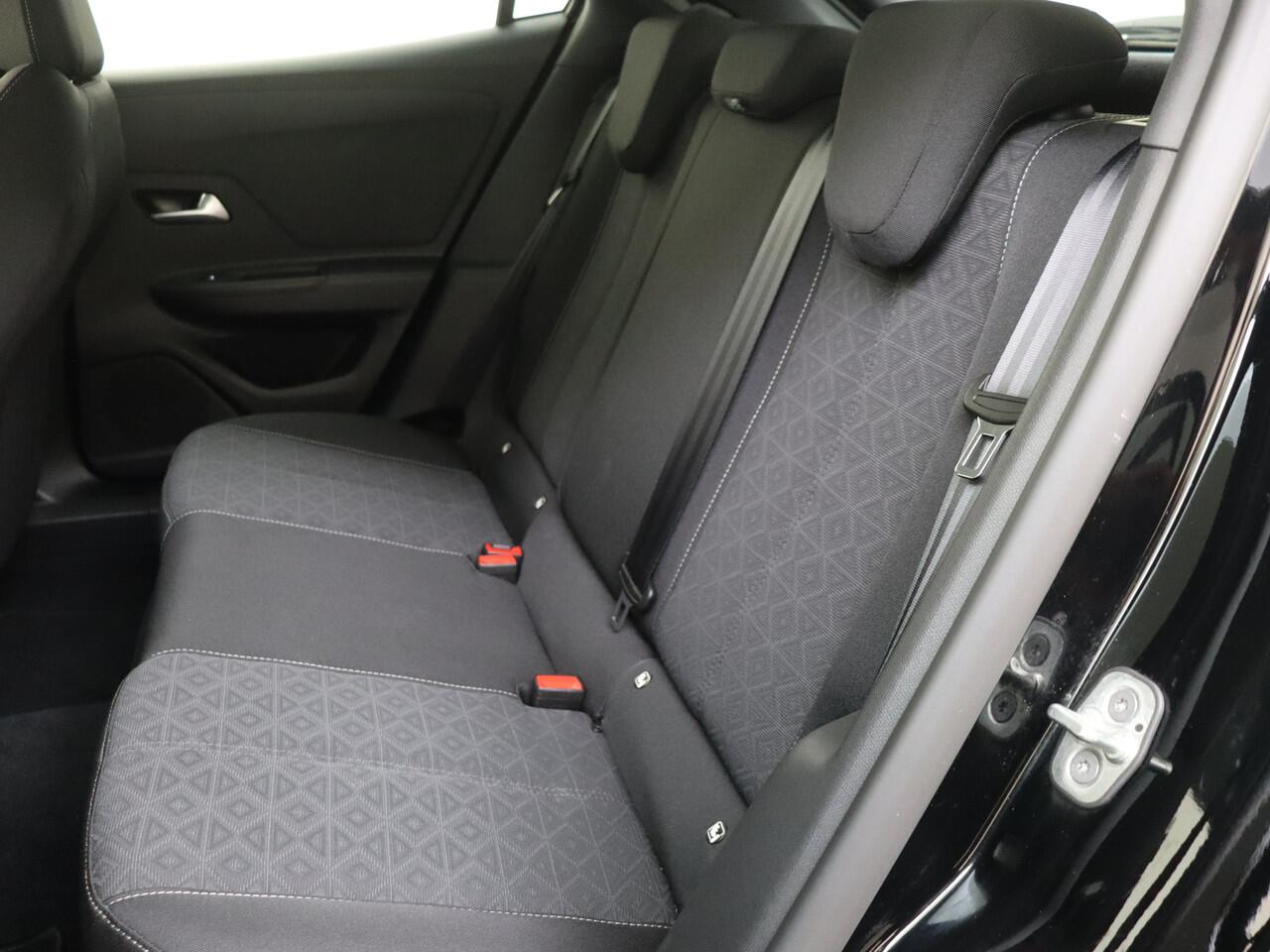 Opel MOKKA Electric Level 2 50 kWh Parkeersensoren | Camera achter | Apple carplay | Android auto