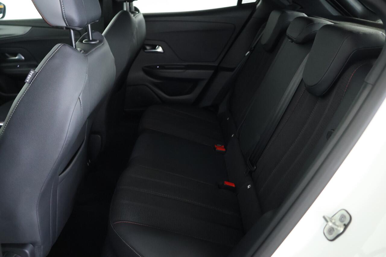 Opel MOKKA Mokka-e Elegance 50-kWh 11kw bl. / LED / Navi / CarPlay / Cam / Clima