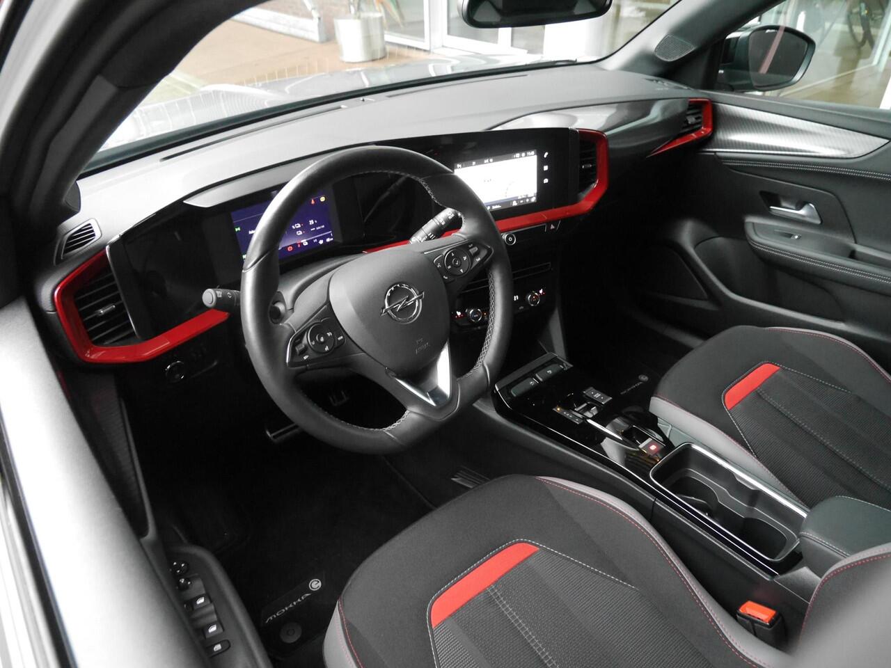 Opel MOKKA Mokka-e GS Line 50-kWh 11kw bl. | Stoelverwarming | Achteruitrijcamera | Cruise control | Climate control | Keyless entry en start | Parkeersensoren voor en achter