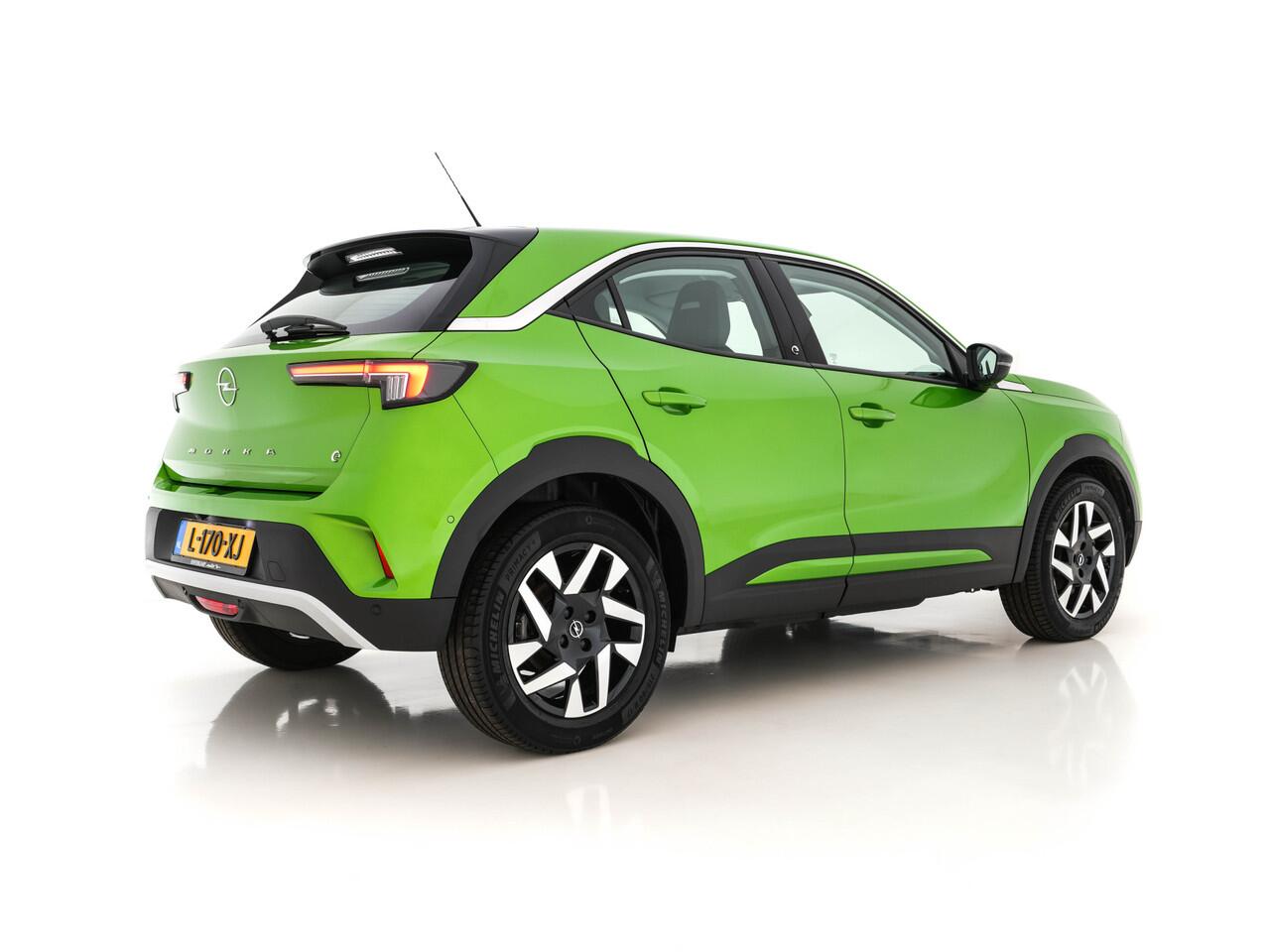 Opel MOKKA Mokka-e Elegance 50-kWh 11kw Blue Ultimate [ 3-Fase ] {SOH-91%} (INCL-BTW) *FULL-LED | MICROFIBRE | HEATED-SEATS | DAB+ | KEYLESS | DIGI-COCKPIT | CARPLAY | AMBIENT-LIGHT | CAMERA | LANE-ASSIST | SPORT-SEATS | 17"ALU*