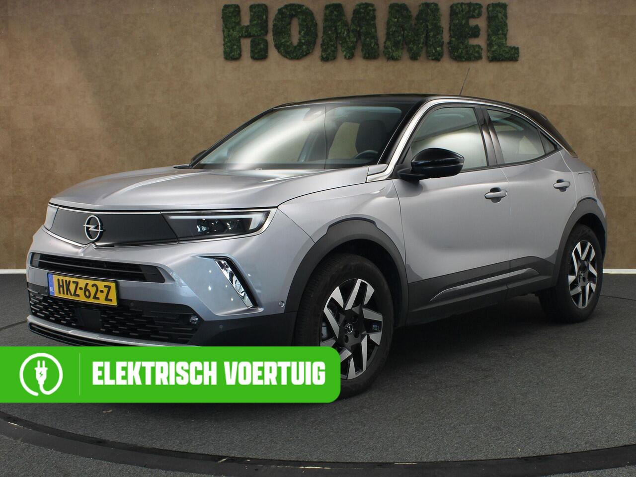 Opel MOKKA Mokka-e Level 3 50 kWh - SOH 99,8 % !!- NAVIGATIE - PARKEERSENSOREN VOOR/ ACHTER - TWO TONE LAK - 17 INCH LICHT METALEN VELGEN - DODEHOEK DETECTIE - KEYLESS ENTRY/ START - LICHT/ REGENSENSOR - CAMERA