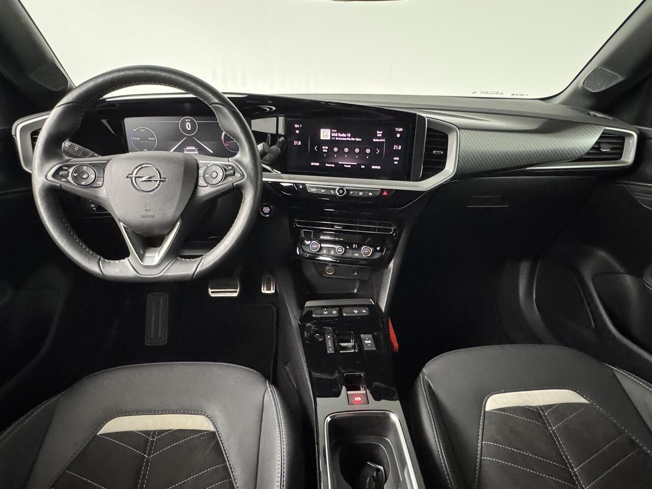 Opel MOKKA Mokka-e Ultimate 50-kWh 11kw bl. | Stuur/ stoelverwarming | Navigatie | Achteruitrijcamera | DAB+ |