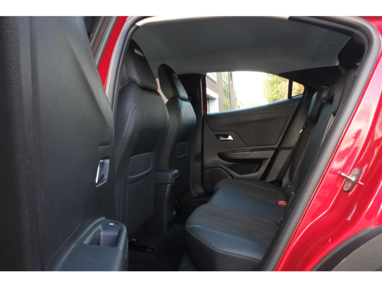 Opel MOKKA 1.2 Turbo Business Elegance Trekhaak, Achteruitrijcamera, Dodeho