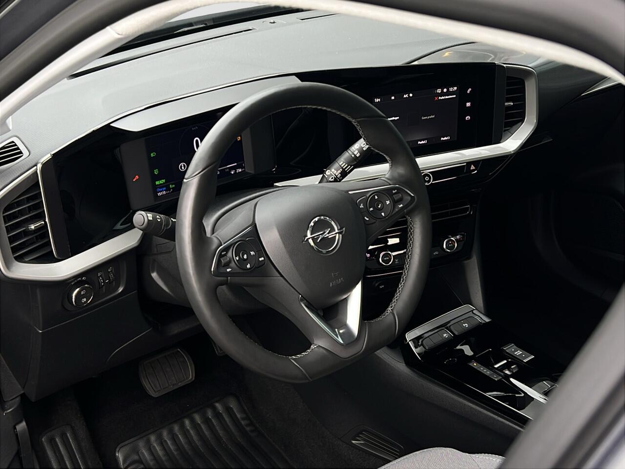 Opel MOKKA Mokka-e Elegance 50Kwh | Bi-Tone | Dodehoek | Full LED