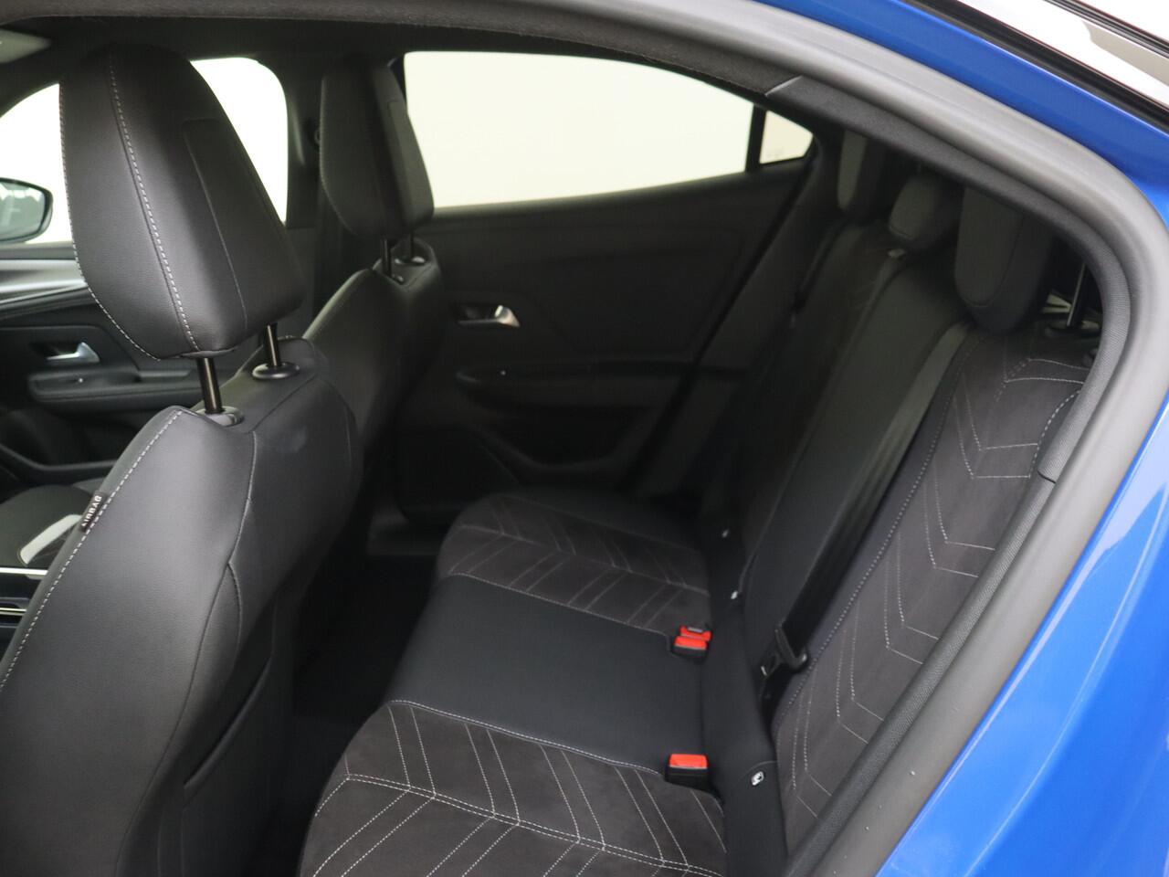 Opel MOKKA 1.2 Turbo Hybrid GS | Navigatie | Climate Control | Camera en Parkeerhulp Achter |