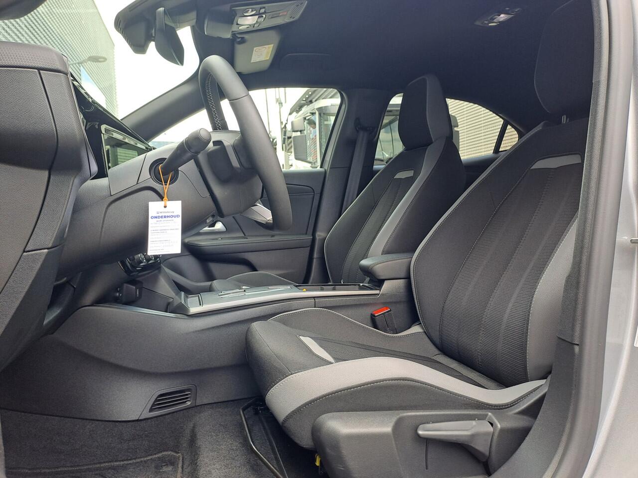 Opel MOKKA 1.2 Turbo Hybrid GS | LED-voor en achterlichten | Achteruitrijcamera | Keyless entry | Hill hold functie |