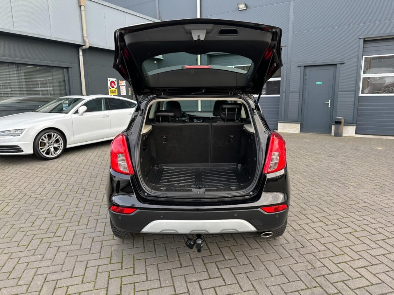 Opel MOKKA 1.4 Turbo Business, navigatie, trekhaak, PDC, cruise control, Apple Carplay