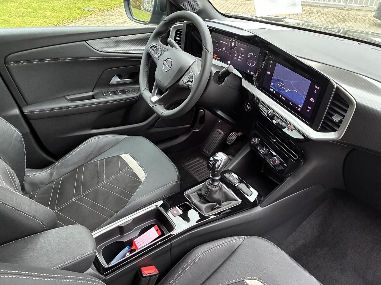 Opel MOKKA 1.2 Turbo Ultimate | Black Pack | Alcantara bekleding | Navigatie | Achteruitrijcamera | LED koplampen | Climate Control