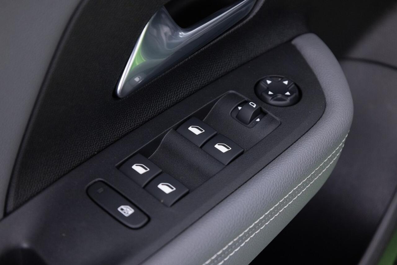 Opel MOKKA Mokka-e Elegance 50 kWh | Full LED | Half LEDER | KEYLESS