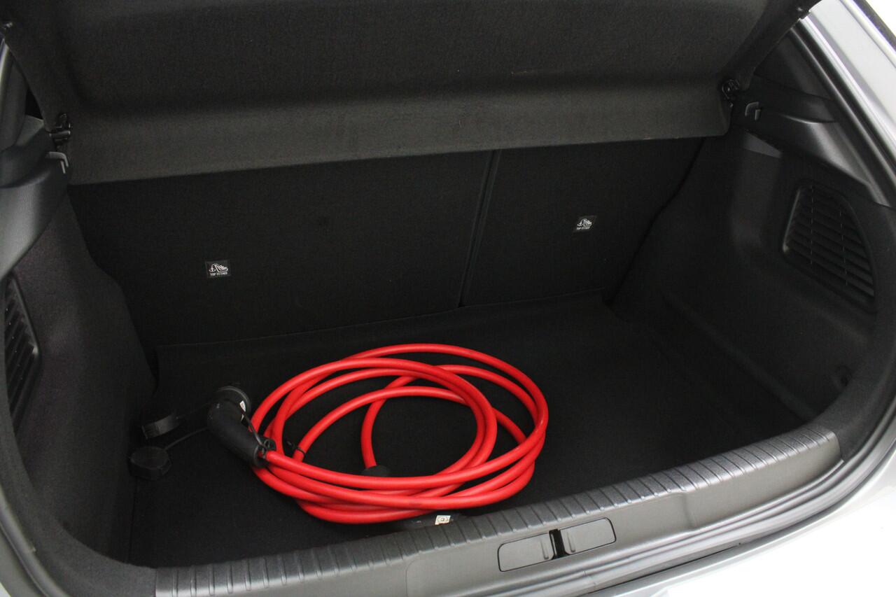 Opel MOKKA Electric Level 4 50 kWh | Camera + PDC v&a / Dode Hoek Detec. / Climate / Navi