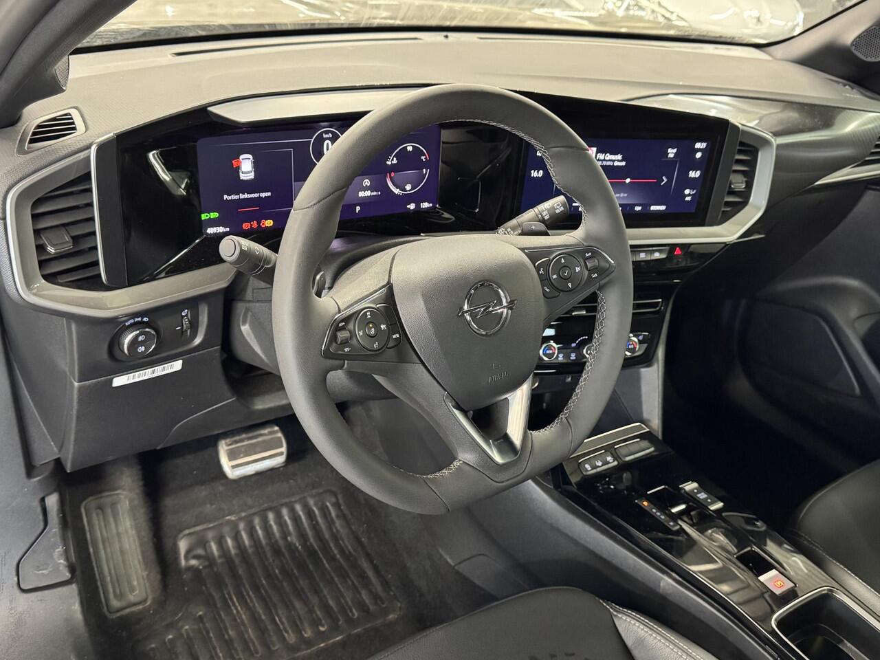 Opel MOKKA 1.2 Turbo 130pk Automaat Ultimate | ¤ 1.000 INRUILPREMIE | Camera | Winter-Pakket | Navigatie | Apple Carplay/Android | Climate Control | Dodehoek detectie | Half-Leder | Digitaal Dashboard > KeylessGo ( Vestiging - Vianen Tel: 0347-371248 )