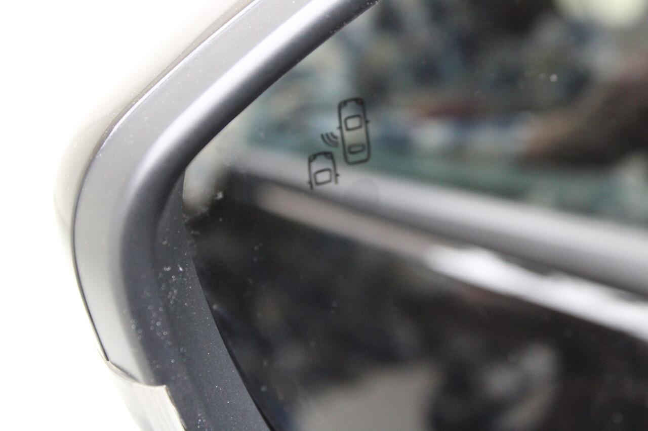 Opel MOKKA Electric Level 4 50 kWh | climate | navigatie | pdc v/a + camera | carplay | cruise | bluetooth | dode hoek | inklapbare spiegels