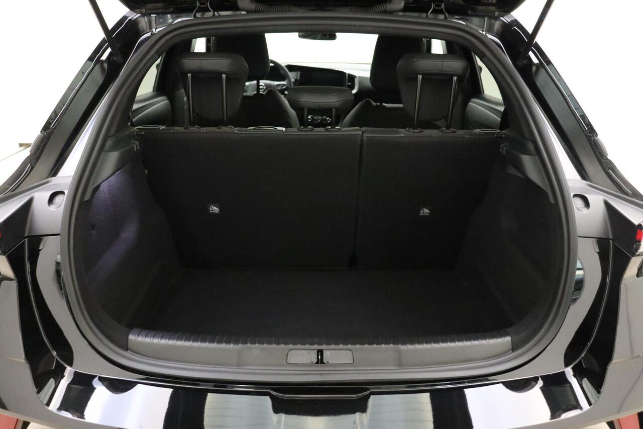 Opel MOKKA 1.2 Turbo Hybrid GS 136 PK Automaat | Navigatie | Camera | Half leder | Lichtmetalen velgen | Extra getint glas | Climate control