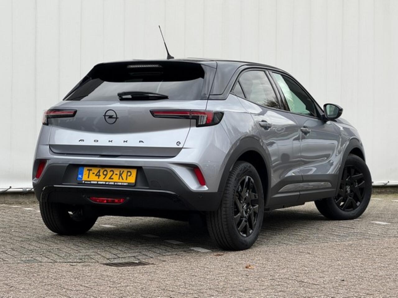 Opel MOKKA Electric GS Black Line 50 kWh met Navi/Camera, Dodehoek, LED, Zwarte hemel