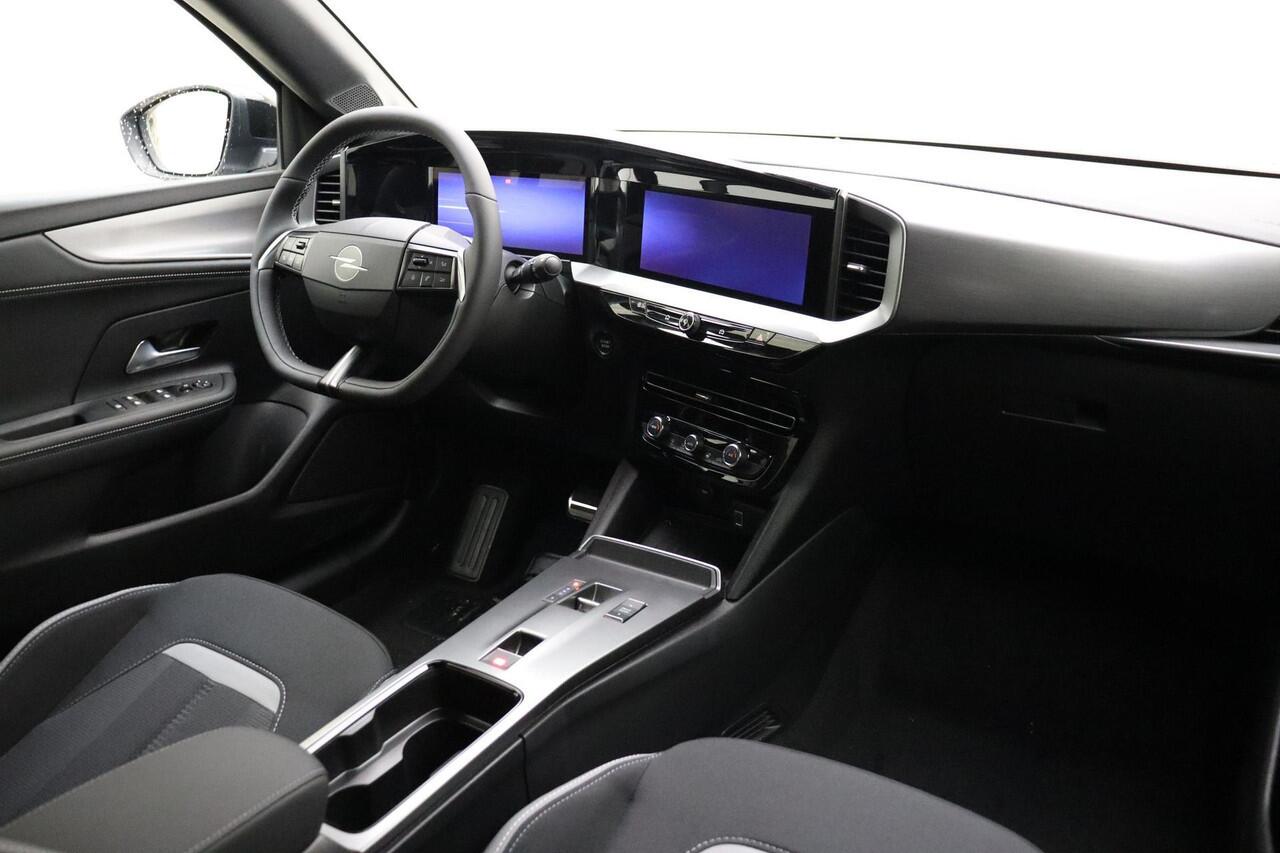 Opel MOKKA Electric GS 54 kWh | ¤7.300,- demo voordeel! | Navigatie | Achteruitrijcamera | 18" lichtmetalen velgen | Warmtepomp | Comfort pakket | Technologie pakket
