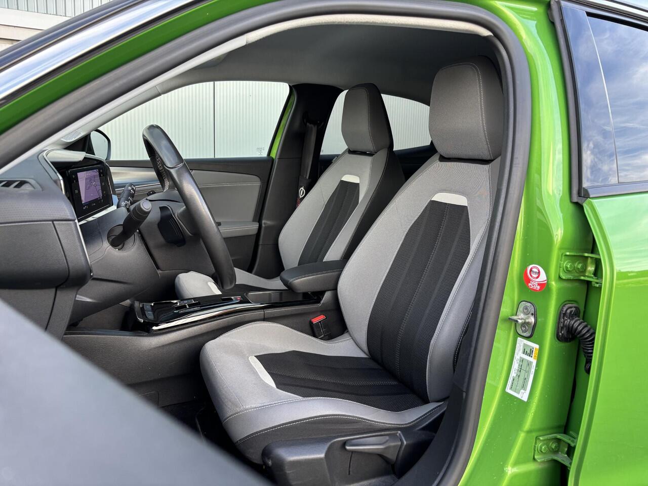 Opel MOKKA Elegance 1.2 Turbo 130pk EAT8 | TREKHAAK | KEYLESS | NAVI PRO | 180° CAMERA + SENSOREN | DODEHOEKBEW. | ISOFIX |