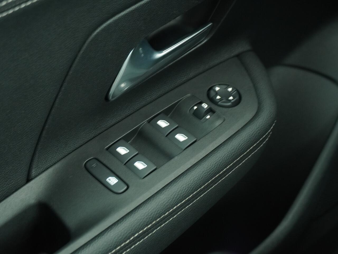 Opel MOKKA 1.2 Turbo Hybrid Mild GS Automaat / Navi / Clima / Camera / Parkeersensoren