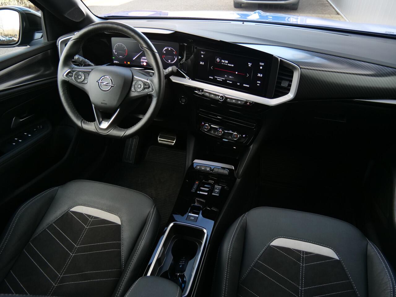 Opel MOKKA 1.2 Turbo 130pk Ultimate AUTOMAAT Keyless / Massage stoel / Stoelverw. / Apple Carplay