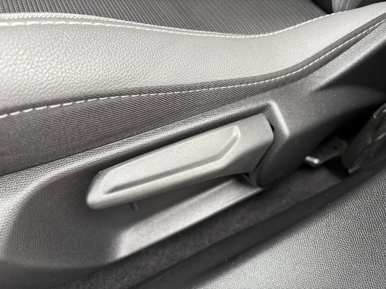 Opel MOKKA 1.2 Turbo Ultimate, navi, cruise/camera, all season banden