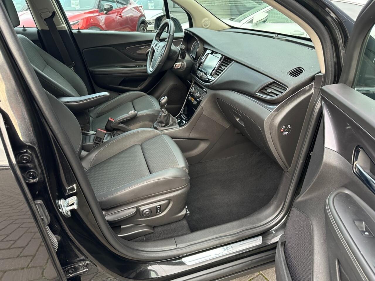 Opel MOKKA 1.4 Turbo Business, navigatie, trekhaak, PDC, cruise control, Apple Carplay