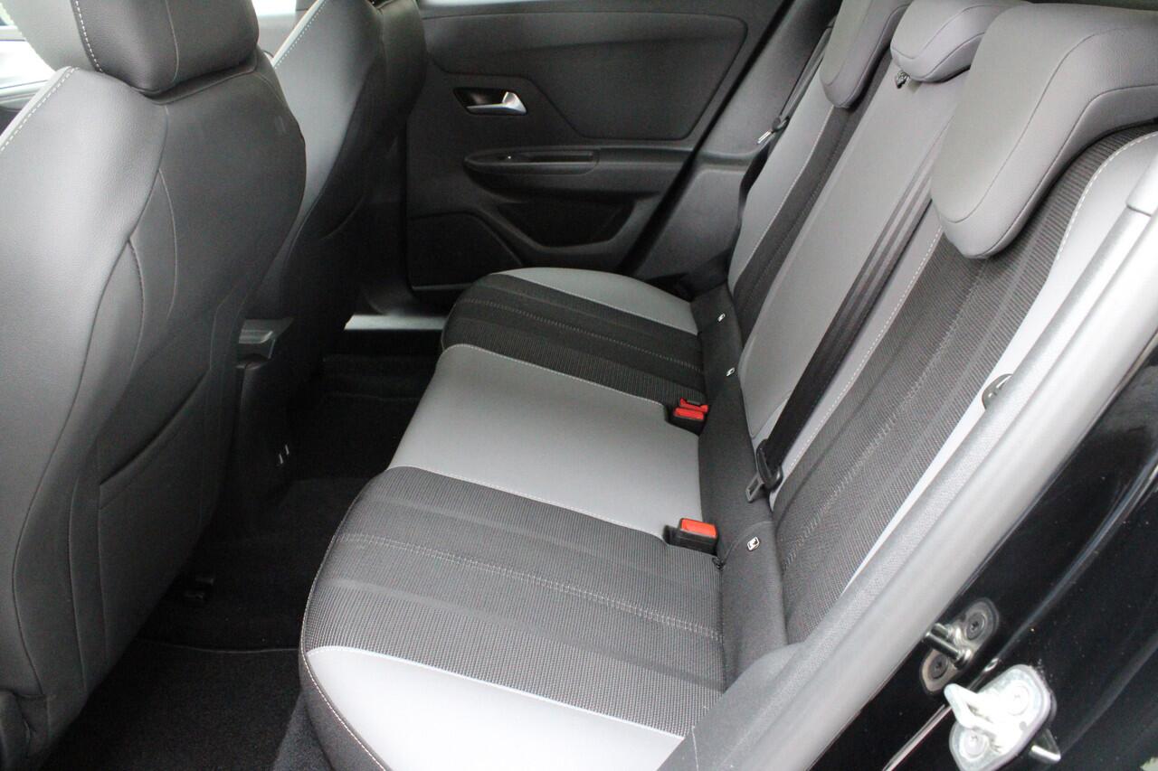 Opel MOKKA Electric Level 3 50 kWh | climate | navi | pdc v/a + camera | cruise | carplay | bluetooth | spiegels elektr. intrekbaar | keyless | dode hoek