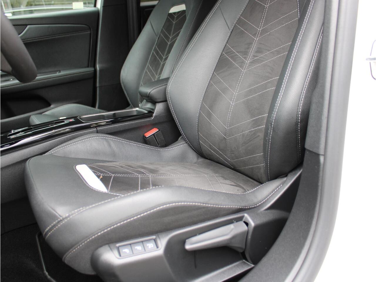 Opel MOKKA 1.2 Turbo Ultimate | Automaat | Camera / Climate / Alcantara