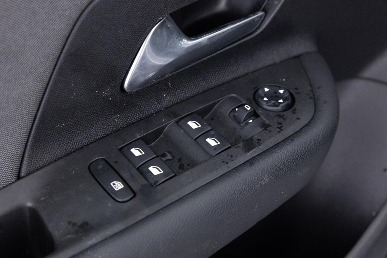 Opel MOKKA Mokka-e Level 2 50 kWh *SOH 97%* ? 1e Eigenaar