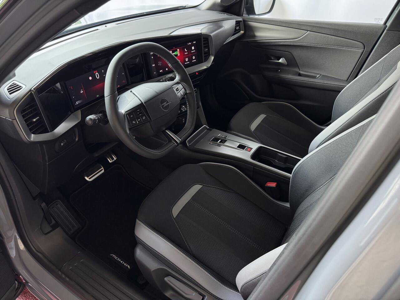 Opel MOKKA 1.2 TURBO 130PK ? NIEUWE MOKKA ? GS LINE / BLACK PACK 360.CAM 03/2025 CAPRLAY STOEL/STUUR VERW CAMERA