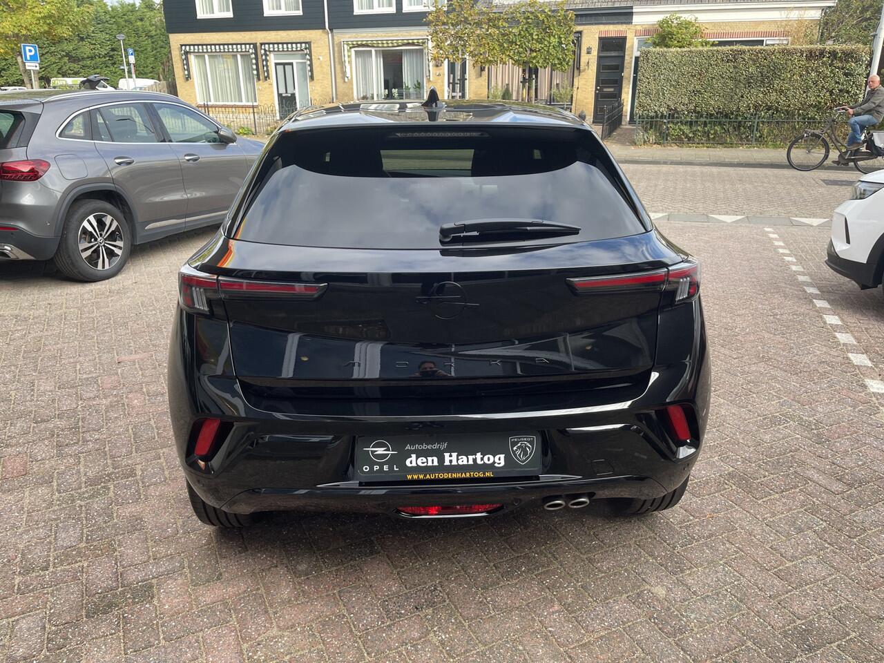 Opel MOKKA 1.2 Turbo GS Automaat Leder/Alcantara/Massage + stoel en stuur verwarming.