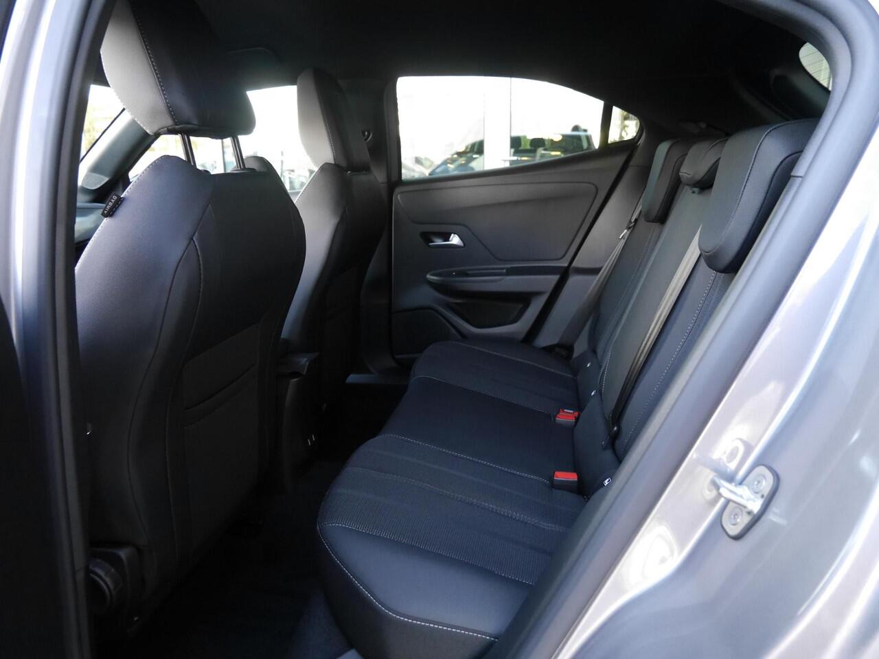 Opel MOKKA 1.2 Turbo GS | Nieuwe auto | Keyless entry en start | Full led | 18 inch lichtmetalen velgen | Adaptive cruise control | Stoel en stuurverwarming | Draadloze telefoonoplader