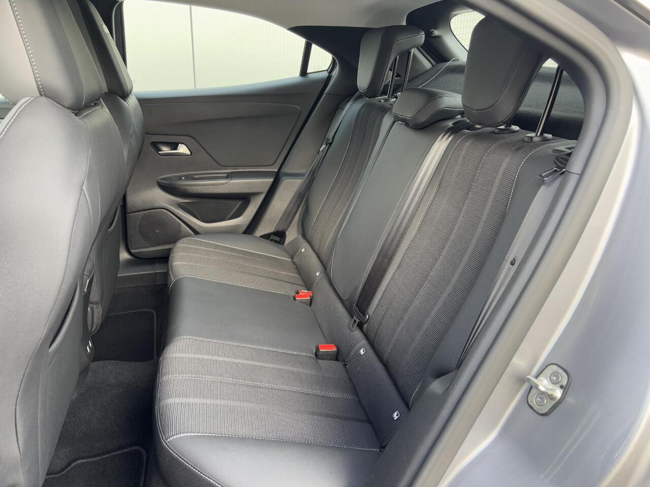 Opel MOKKA Elegance 1.2 Turbo 100pk | NAVI PRO | 180° CAMERA + SENSOREN | 1e EIGENAAR | DODEHOEK WAARSCHUWING | ISOFIX | FULL LED |