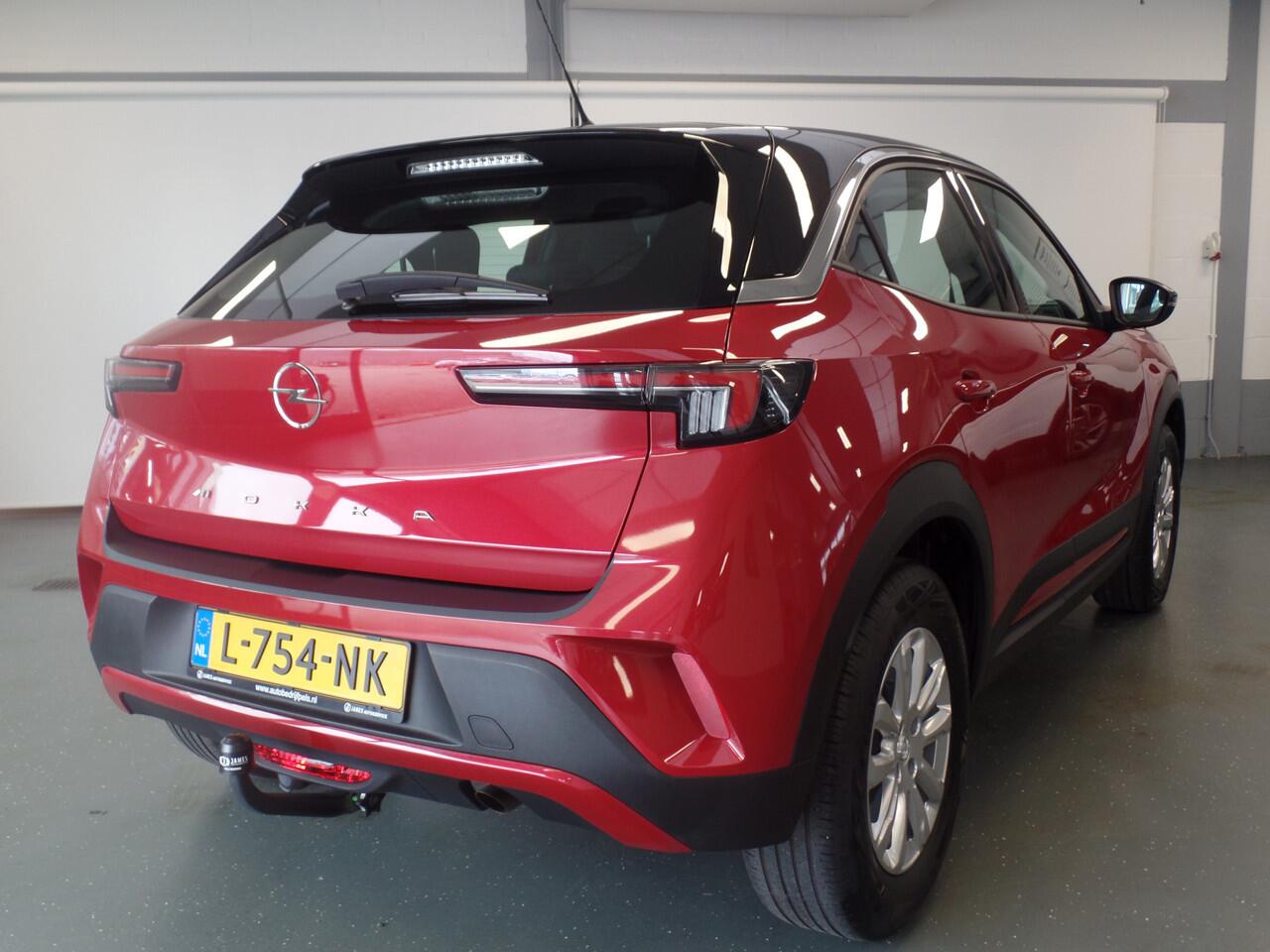 Opel MOKKA 1.2 Edition Navigatie, Cruise controle, Elek ramen V/A, Trekhaak, Led verlichting, To tone kleur, Nederlandse auto, 51.000km!! Bovag afleverpakket 695,-