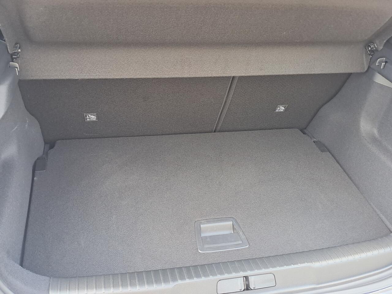 Opel MOKKA 1.2 Turbo Hybrid GS | LED-voor en achterlichten | Achteruitrijcamera | Keyless entry | Hill hold functie |