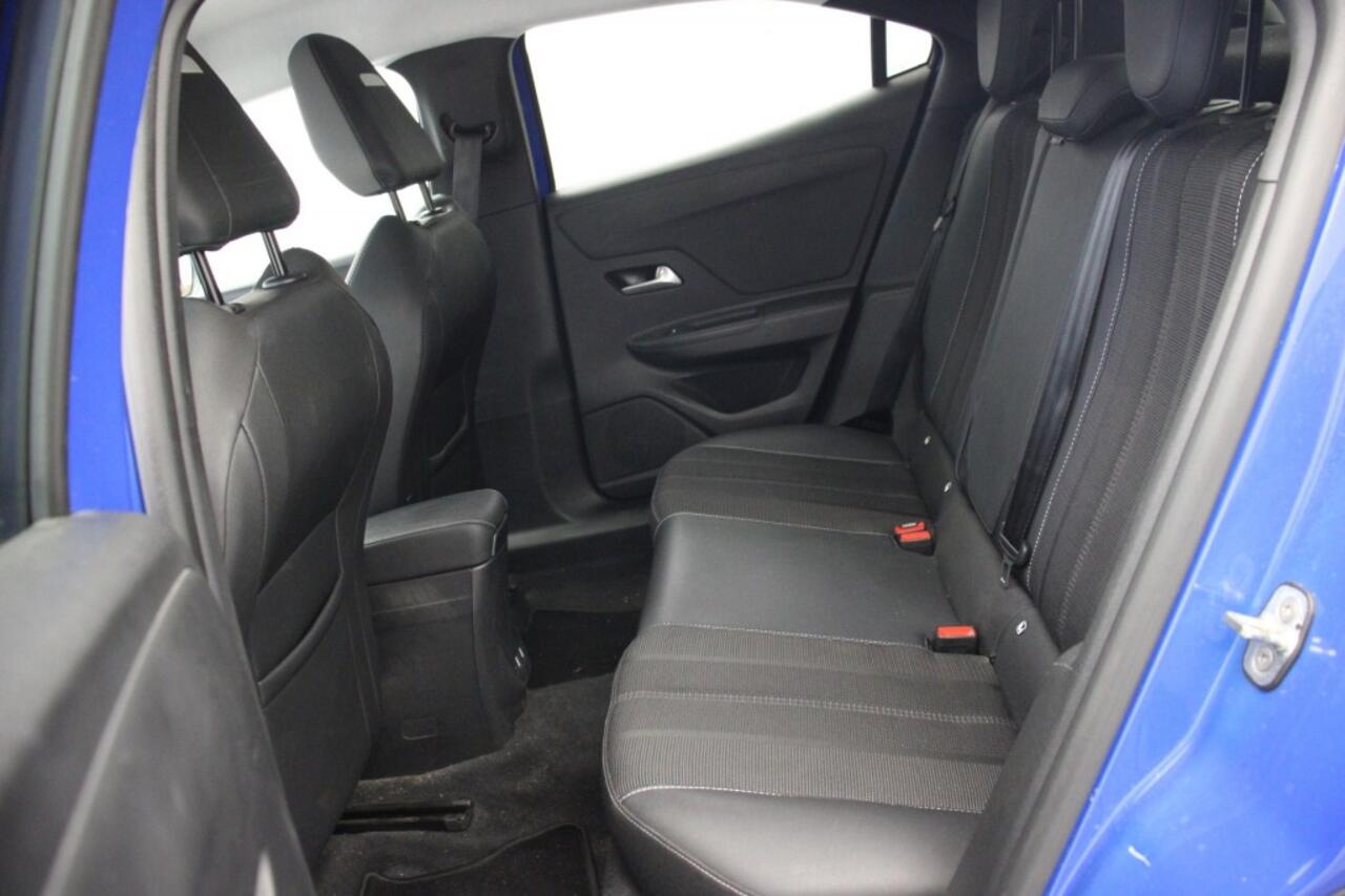 Opel MOKKA Elegance 50 kWh 11kw - Carplay, Camera, Digitaal Cockpit