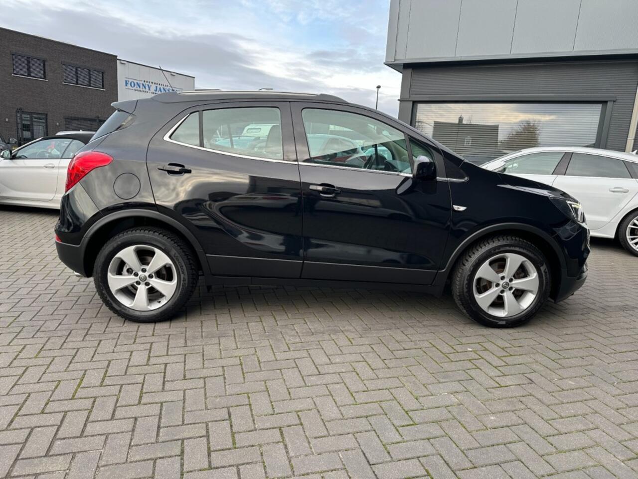 Opel MOKKA 1.4 Turbo Business, navigatie, trekhaak, PDC, cruise control, Apple Carplay