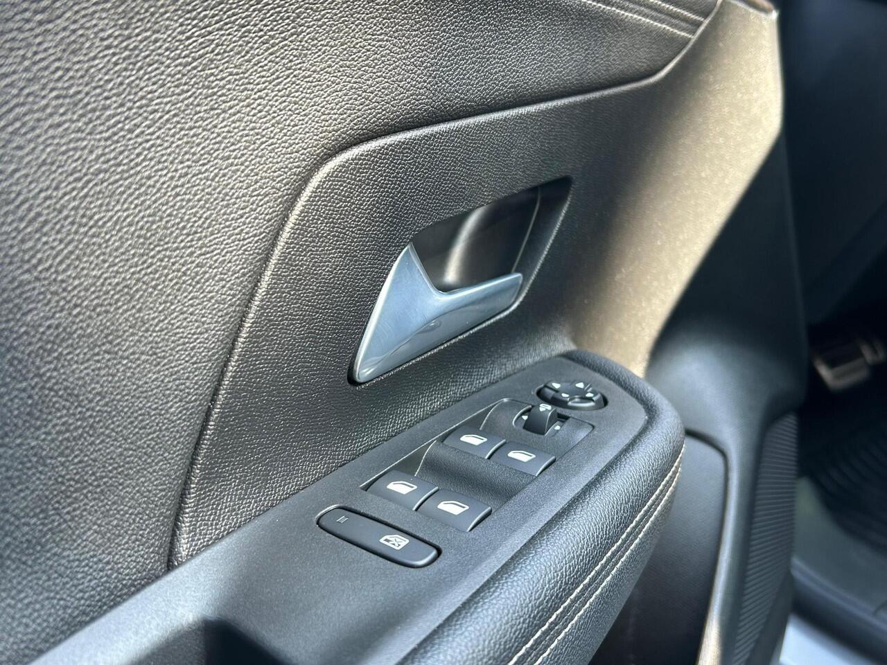 Opel MOKKA 1.2 Turbo Ultimate l Navigatie l Camera l Adaptieve Cruise l Carplay l Dab+