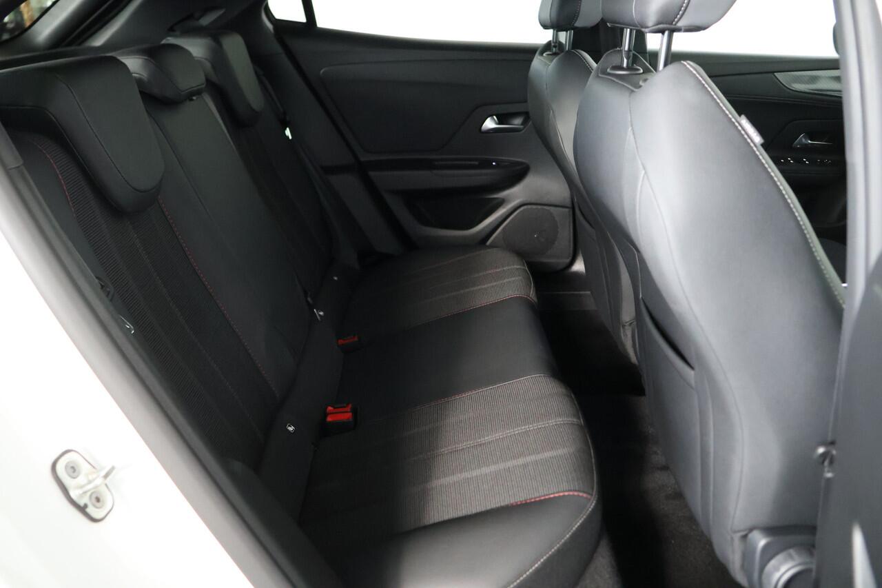 Opel MOKKA Mokka-e Elegance 50-kWh 11kw bl. / LED / Navi / CarPlay / Cam / Clima