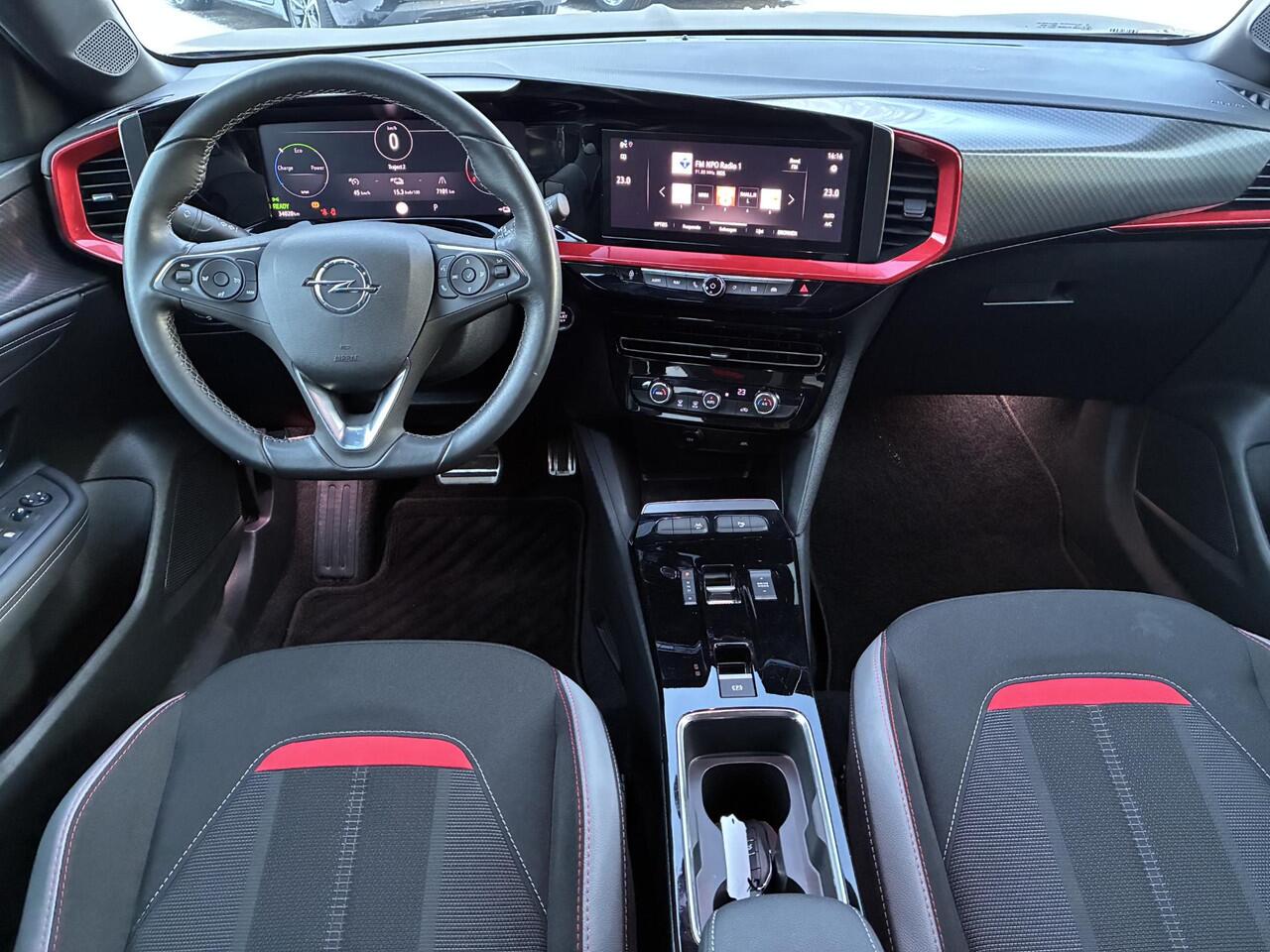 Opel MOKKA Electric GS 50 kWh Climate control | Navigatie | Cruise Control | Camera | Led verlichting | Black Pakket | Elektrisch Pakket | LM-Velgen | Parkpilot