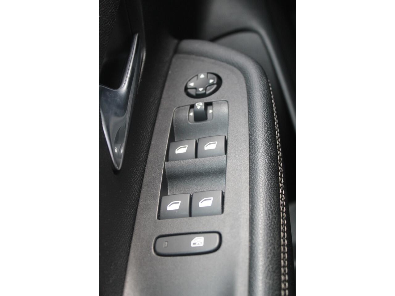 Opel MOKKA 1.2 Turbo GS Line Cruise control l Parkeer sensoren l Achteruitrijcamera