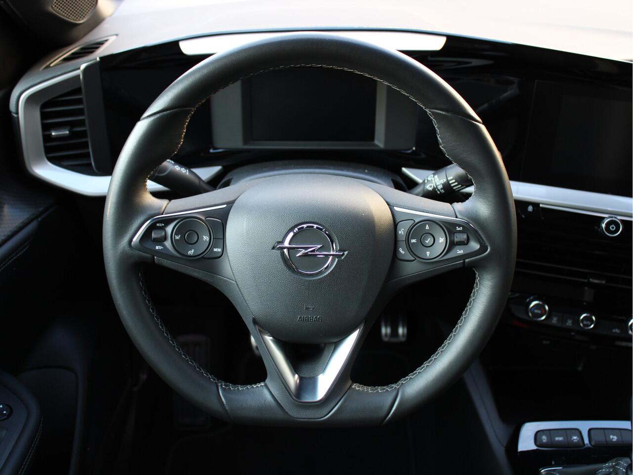 Opel MOKKA 1.2 Turbo 100PK Level 4 Camera/Climate/Cruise/PDC/AppleCarplay/HalfLeer/17inch