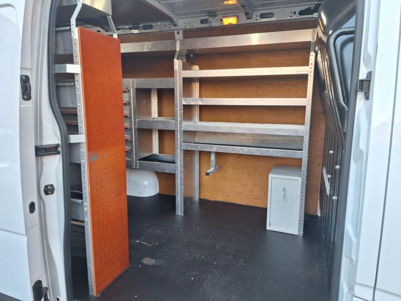 Opel MOVANO 2.3 Turbo L2H2, bedrijfsinrichting, imperiaal, trekhaak