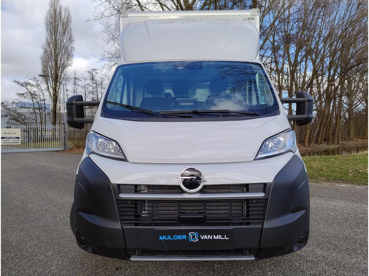 Opel MOVANO CITYBOX L3 HEAVY 3.5t 2.2 BlueHDI 180pk | BPM vrij | CITYBOX met achterdeuren en toebehoren | Multimedia | NAVI | Apple Carplay | Android Auto | Digital cockpit | Stuurwielbediening | Automatische airco | Extra brede buitenspiegels | Verzwaarde vering | B