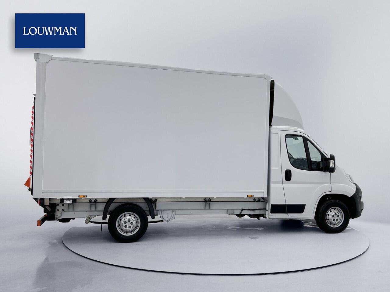 Opel MOVANO 2.2D 140pk Bakwagen met Laadklep Cruise Control Meubelbak Airco