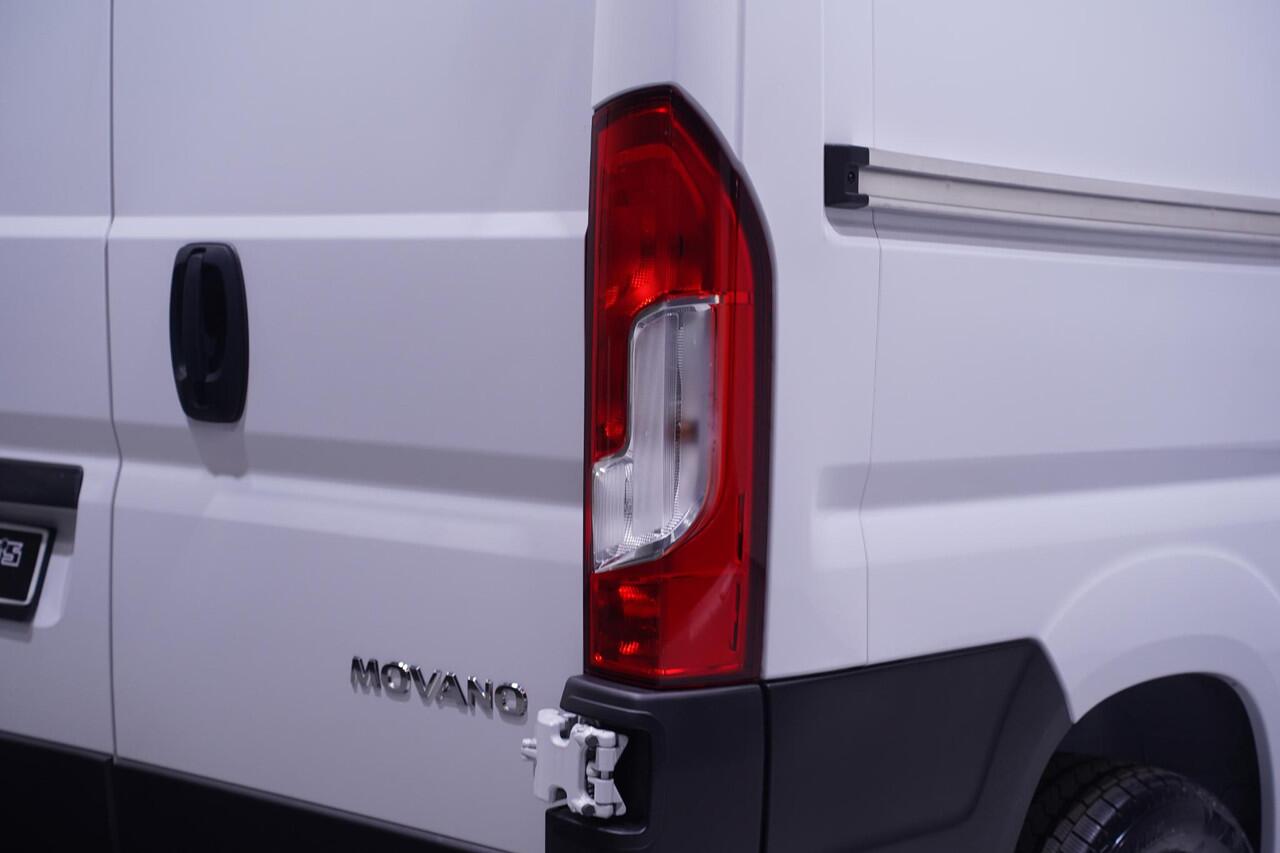 Opel MOVANO 2.2D 140 pk L2H2 Black&White Edition Navi Camera, 18" LMV, Treeplanken, Airco ECC, Nieuw, 3-Zits