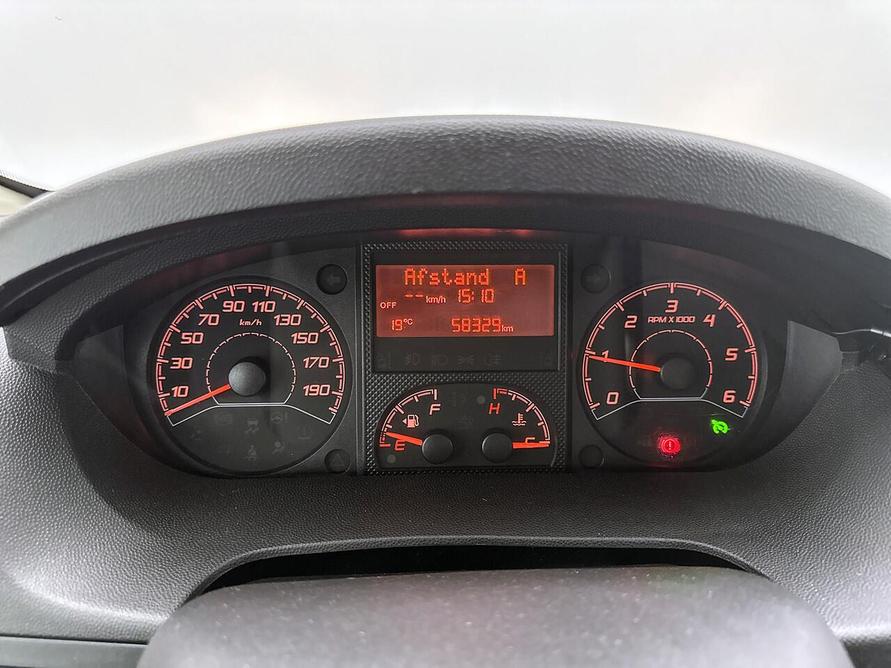 Opel MOVANO 2.2D 140pk Bakwagen met Laadklep Achteruitrijcamera Cruise control D'Hollandia