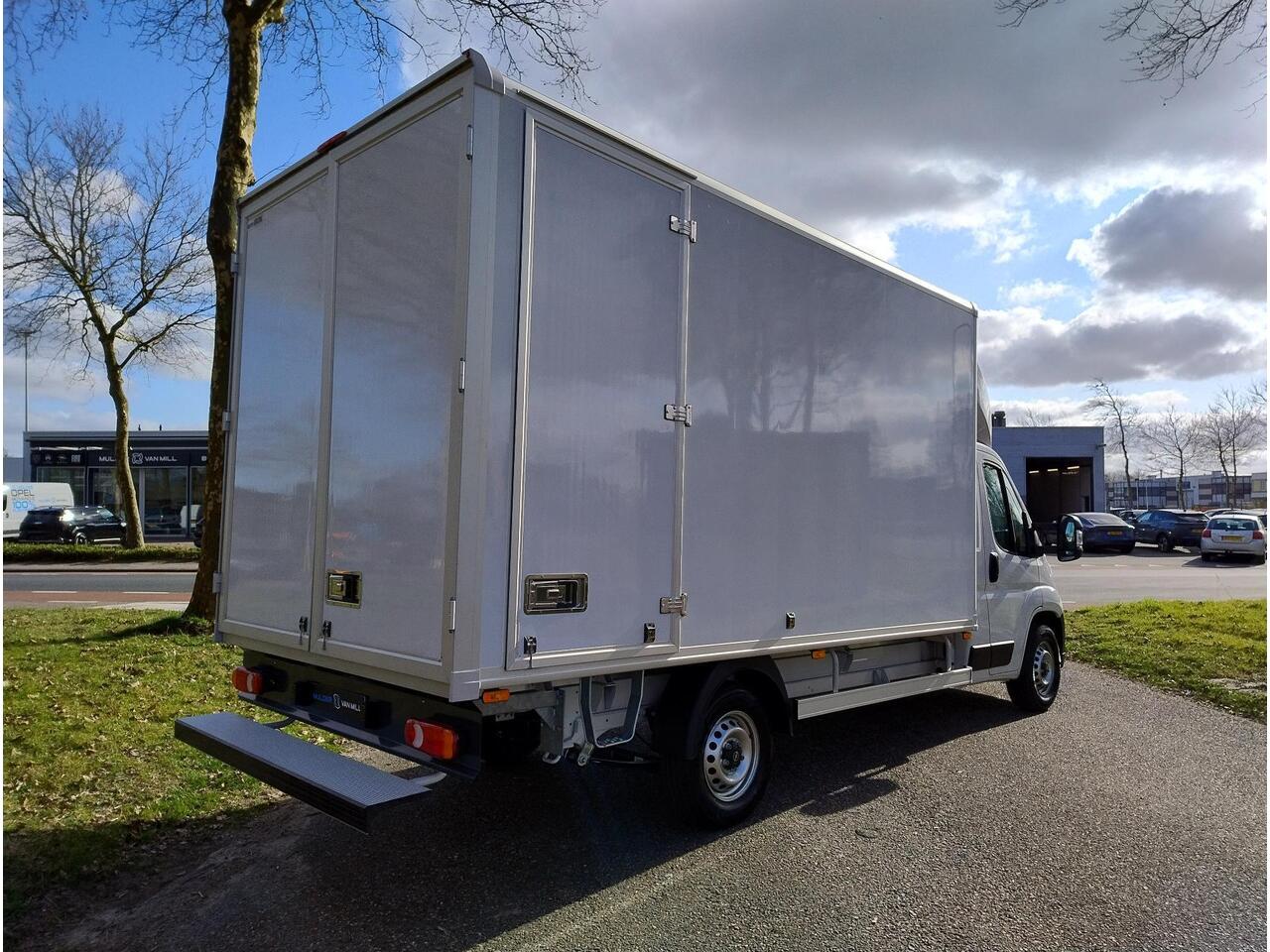 Opel MOVANO CITYBOX L3 HEAVY 3.5t 2.2 BlueHDI 180pk | BPM vrij | CITYBOX met achterdeuren en toebehoren | Multimedia | NAVI | Apple Carplay | Android Auto | Digital cockpit | Stuurwielbediening | Automatische airco | Extra brede buitenspiegels | Verzwaarde vering | B