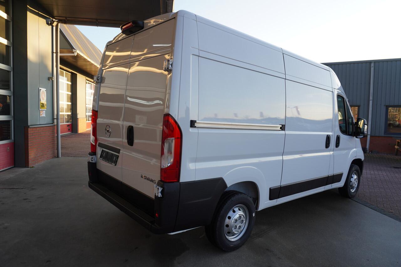 Opel MOVANO 2.2D 140PK L2H2 nr. V082 | Airco | Cruise | Camera | Navi