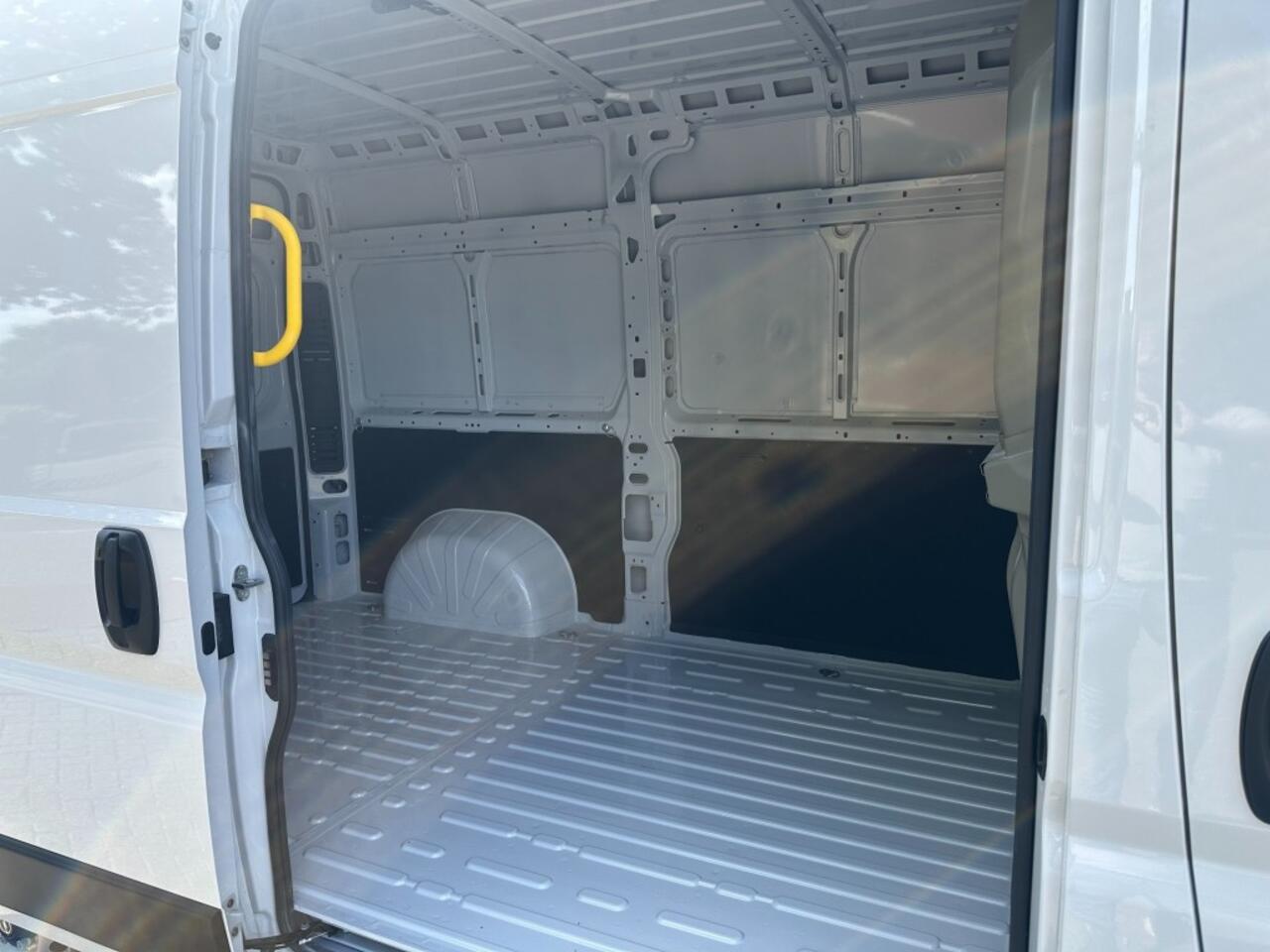 Opel MOVANO 2.2D 140 SenS L2H2 3.5t BPM vrij